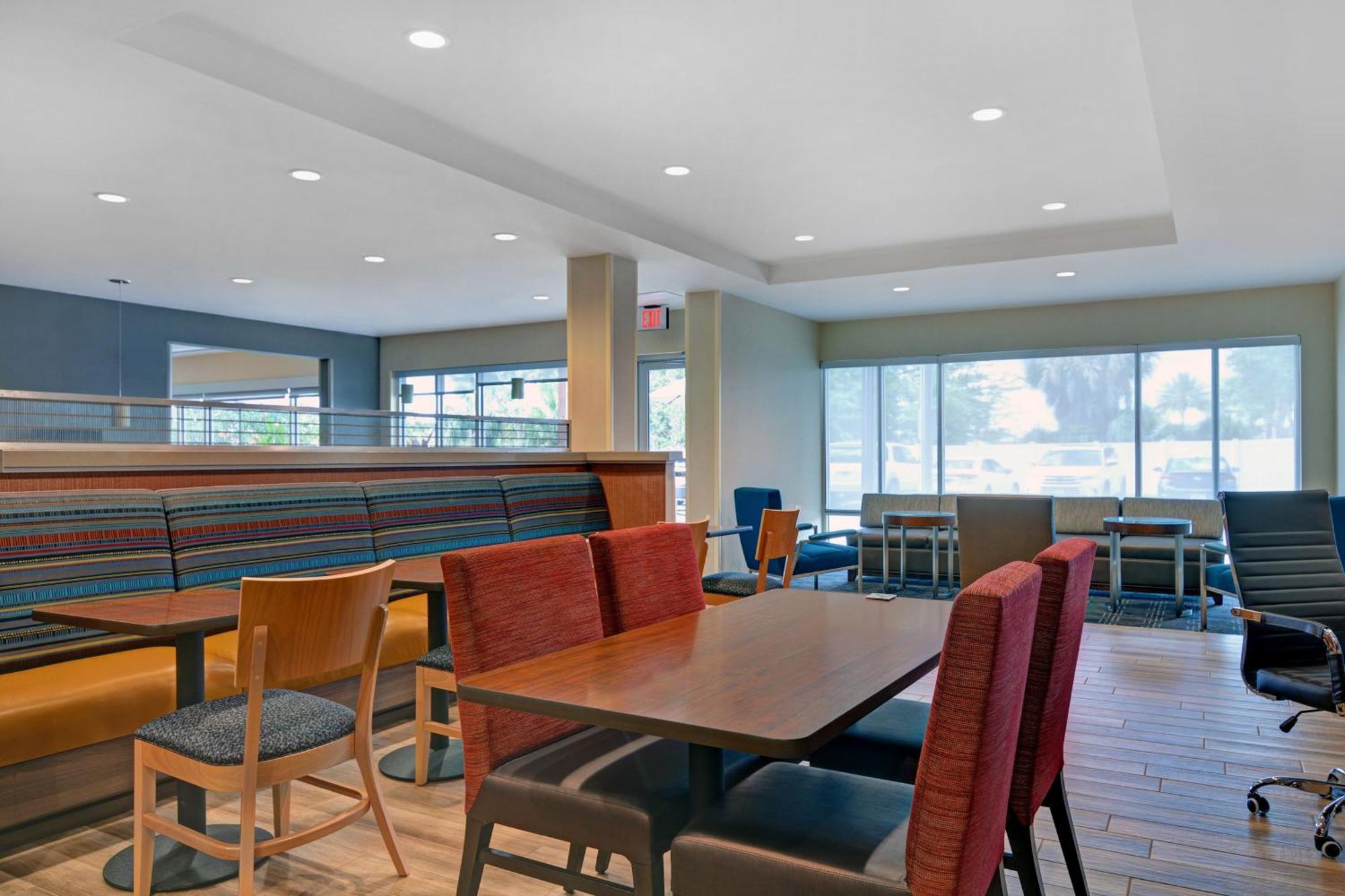 Towneplace Suites By Marriott Jacksonville East Dış mekan fotoğraf