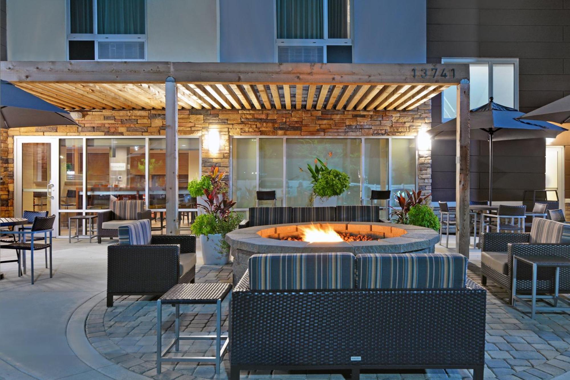 Towneplace Suites By Marriott Jacksonville East Dış mekan fotoğraf